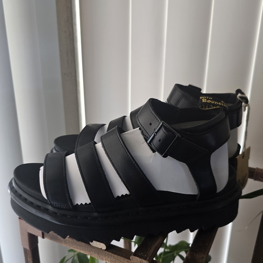 NIB Dr Martins Blaire Sandal Sz 10